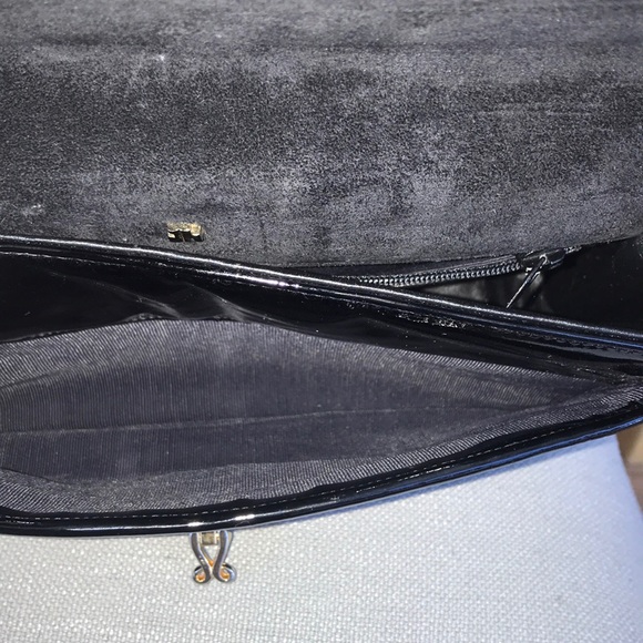 Vintage Black Patent Leather Shoulder Bag - Picture 8 of 8